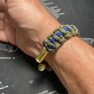 Paracord Bracelet mens womens swat camo thin blue line police casing